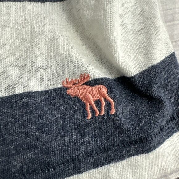 Abercrombie & Fitch Shirt Womens size Medium Striped Boxy Crop Top - Picture 4 of 6